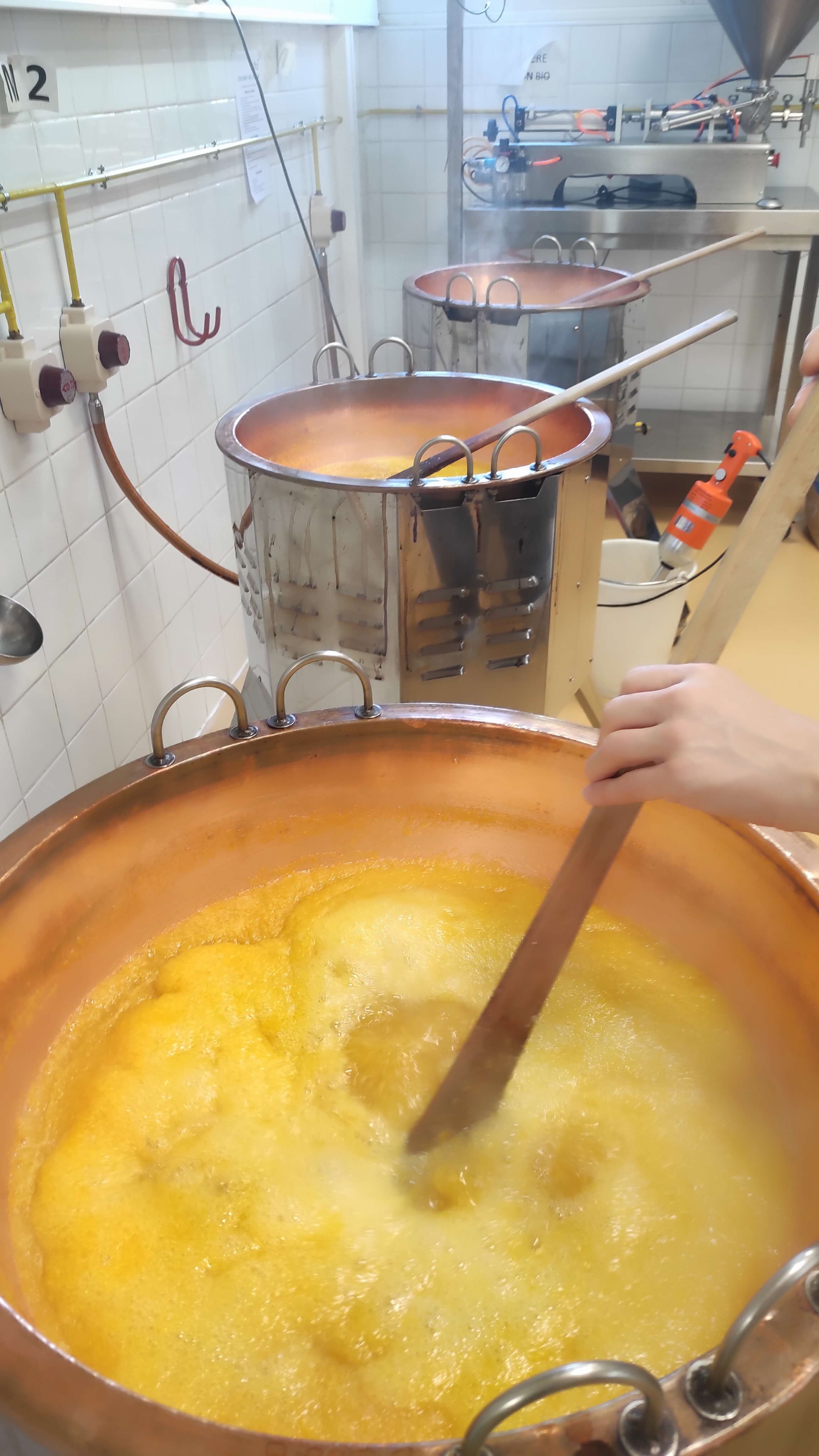 Atelier de fabrication artisanale de confiture à Saint-Jean-Kourtzerode en Moselle